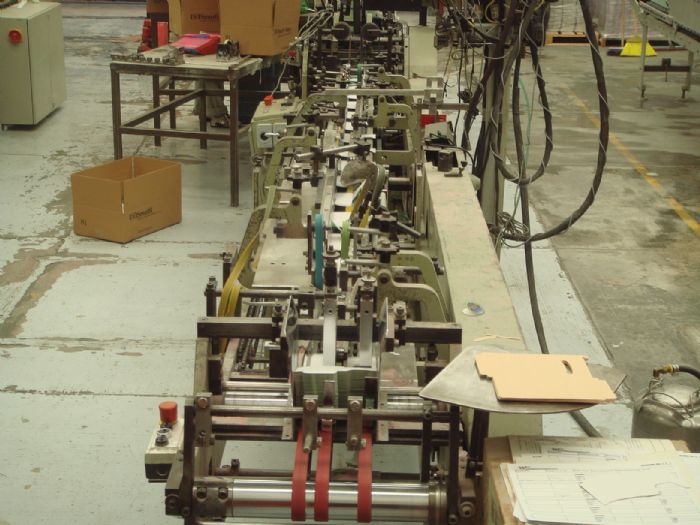 MAQUINA PEGADORA JAGENBERG 350